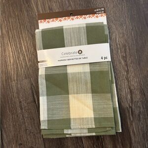 Celebrate It Green and White Cloth Napkins